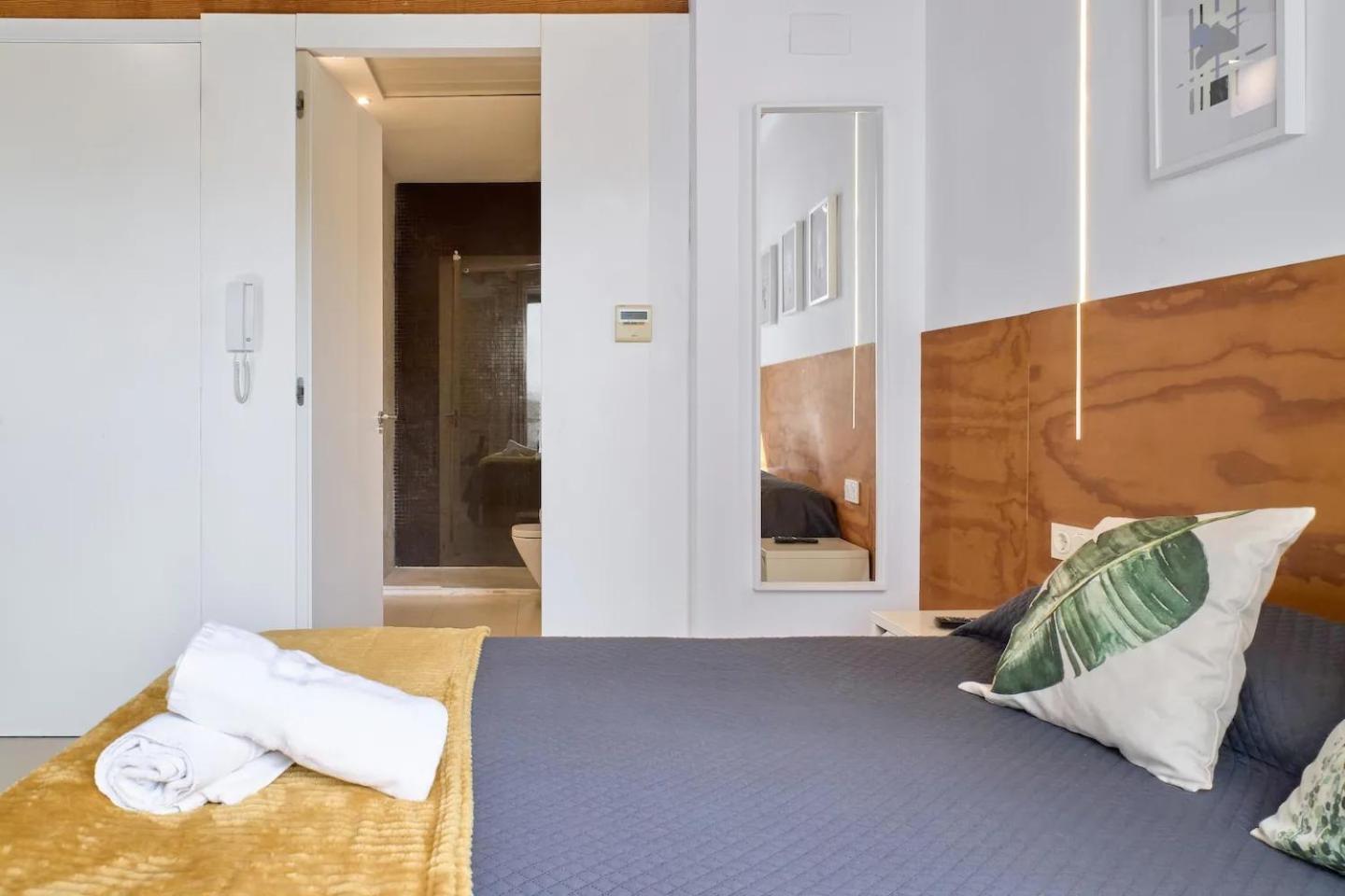 Apartamento Soleado En Plaza Del Carmen Valencia Exteriör bild