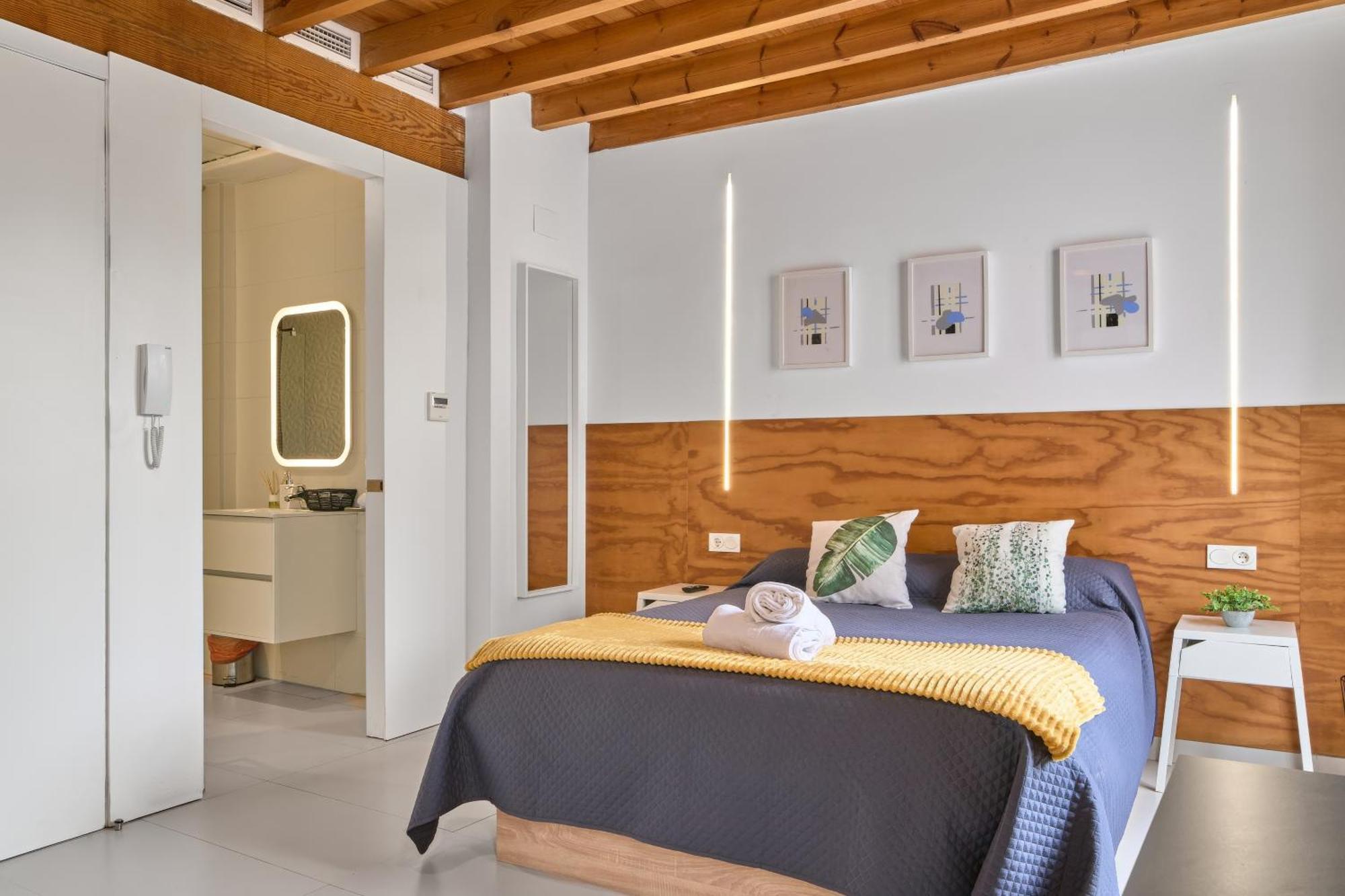 Apartamento Soleado En Plaza Del Carmen Valencia Exteriör bild